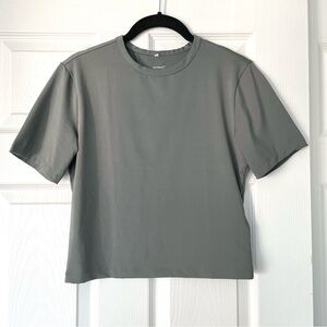 H&M Cropped Activewear Top, M